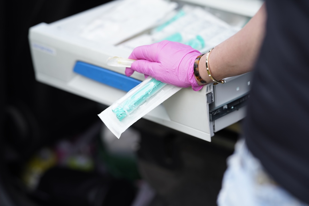 Sterile Instrumente der mobilen Praxis